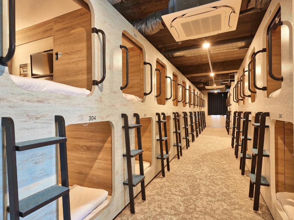 เคบิ้นแอนด์โฮเต็ล รีไทม์ Hotel นาฮะ ภายนอก รูปภาพ