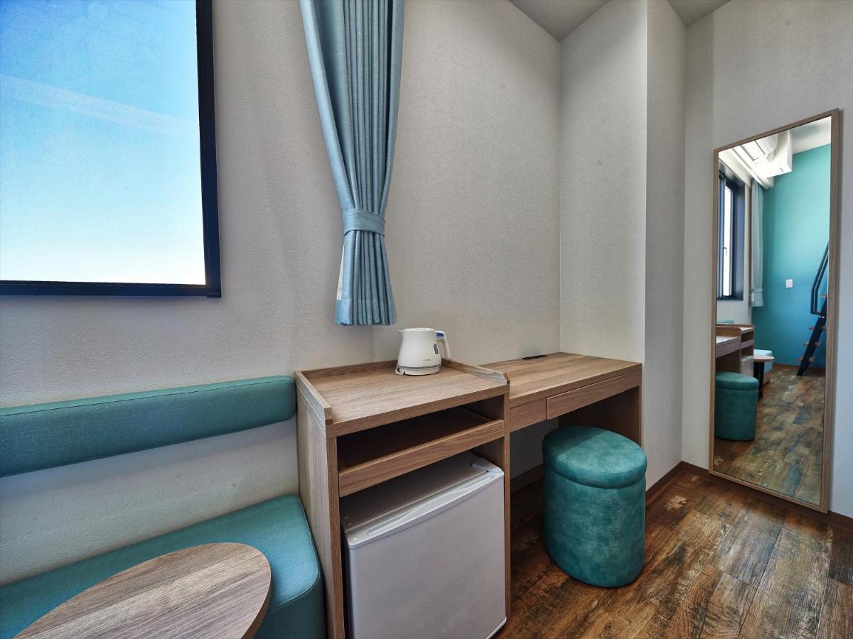 เคบิ้นแอนด์โฮเต็ล รีไทม์ Hotel นาฮะ ภายนอก รูปภาพ